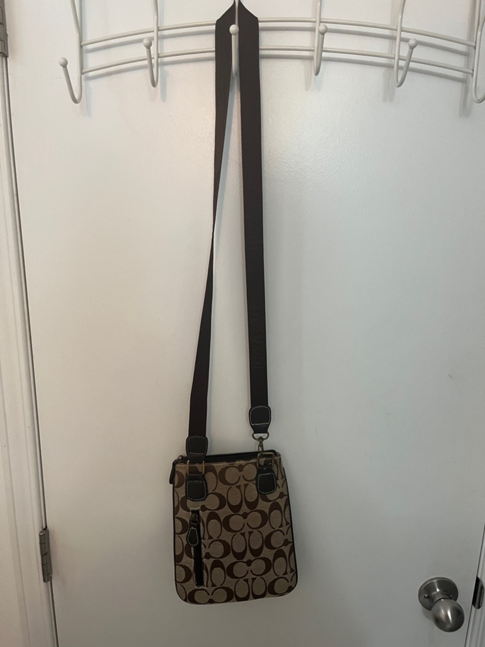 Coach Small Signature Crossbody in Tan and Black - Picture 10 of 11